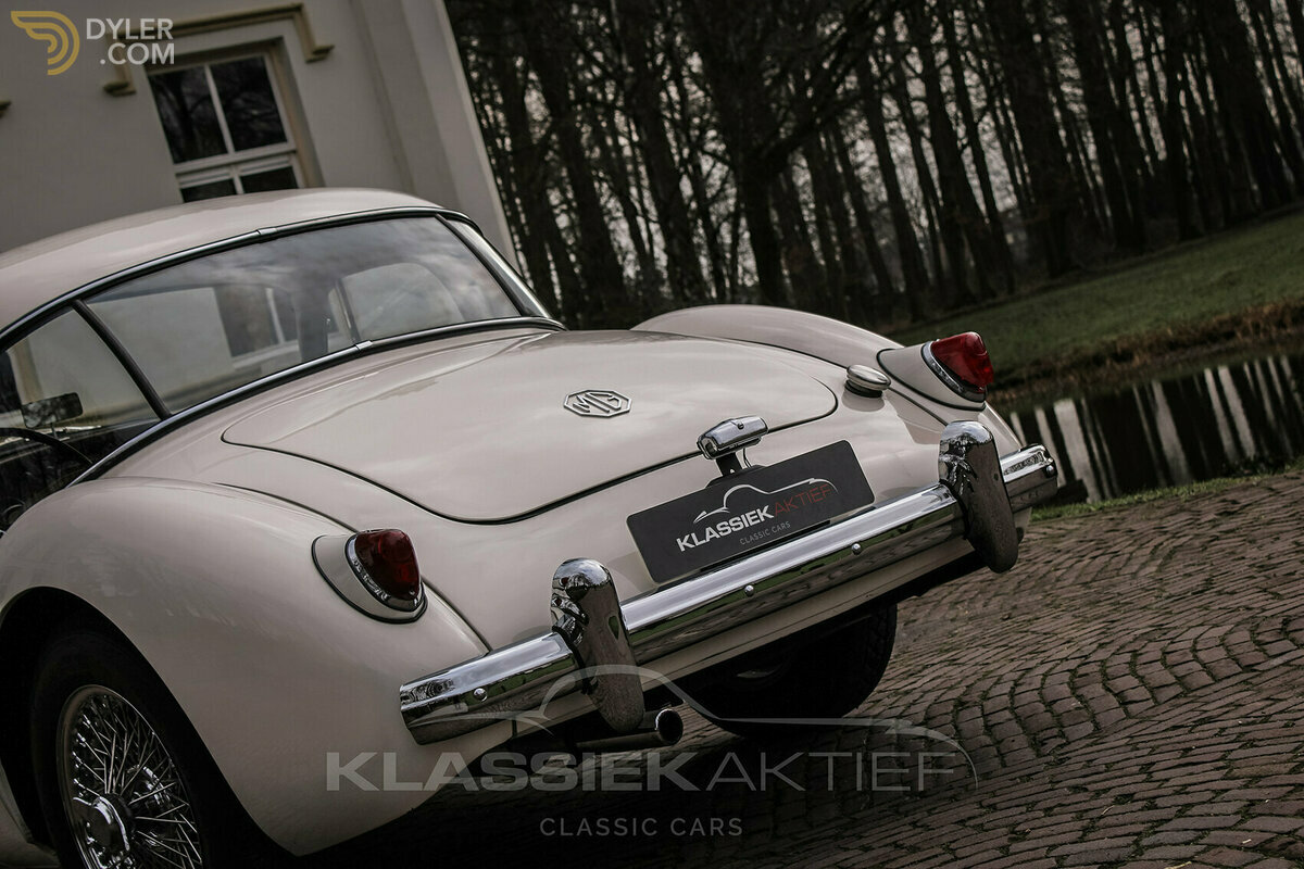 1958 MG MGA Coupe 1500 MK1, foto 6