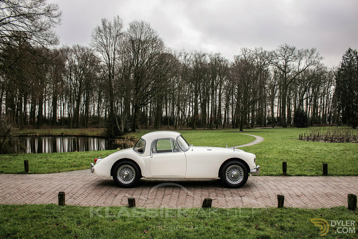 1958 MG MGA Coupe 1500 MK1, foto 5