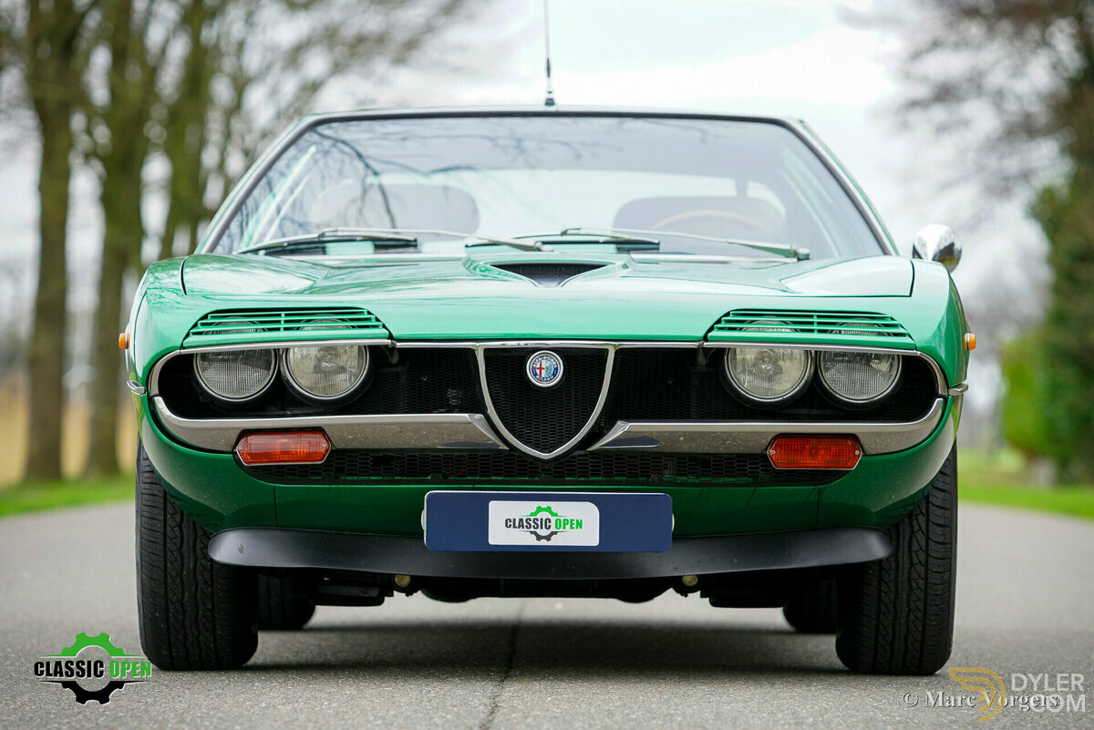 1974 Alfa Romeo Montreal, foto 2