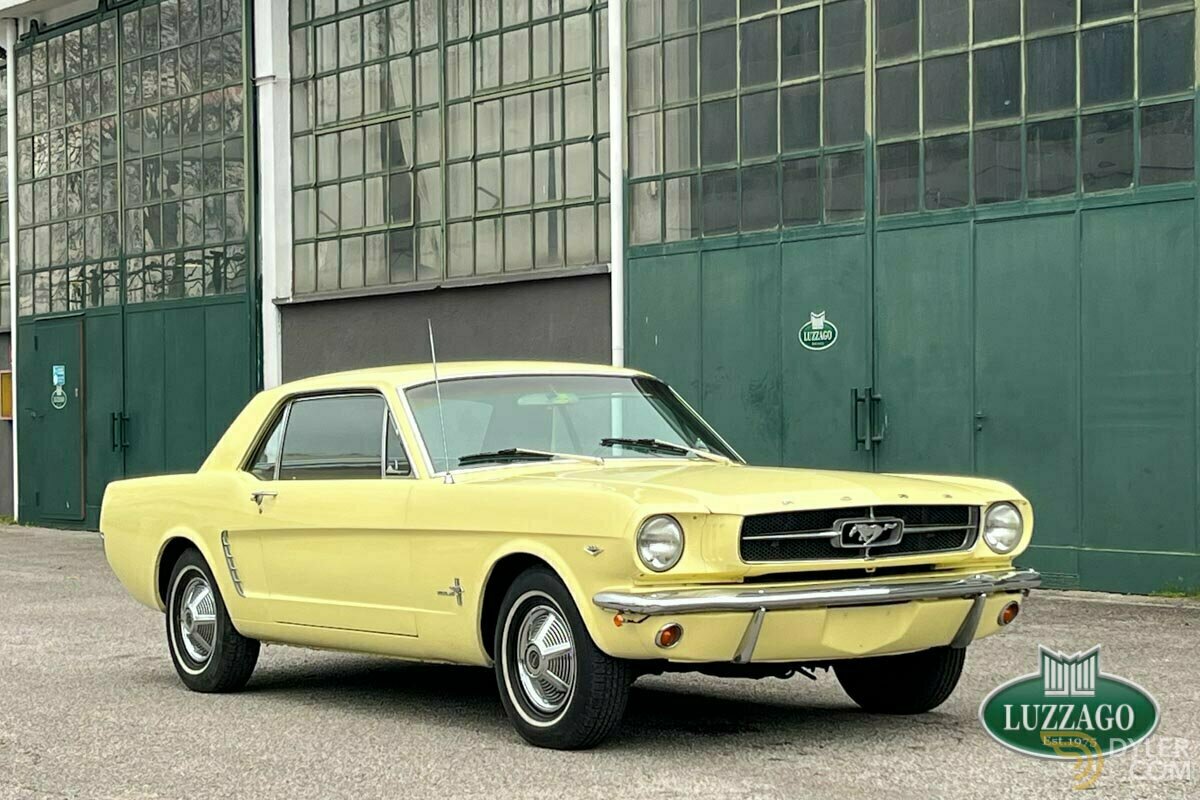 モルモル 1966 Ford Mustang 289 | Beverly Hills Car Club