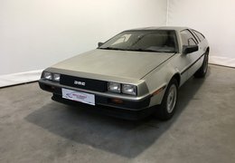 DMC DeLorean DMC-12 Coupe 1981 Silver DMC DeLorean DMC-12 Coupe 1981 Silver Car for Sale. 460940