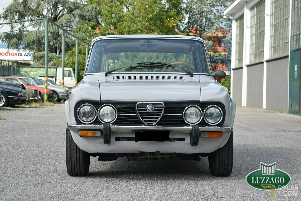1974 Alfa Romeo Giulia Nuova Super 1600, foto 4