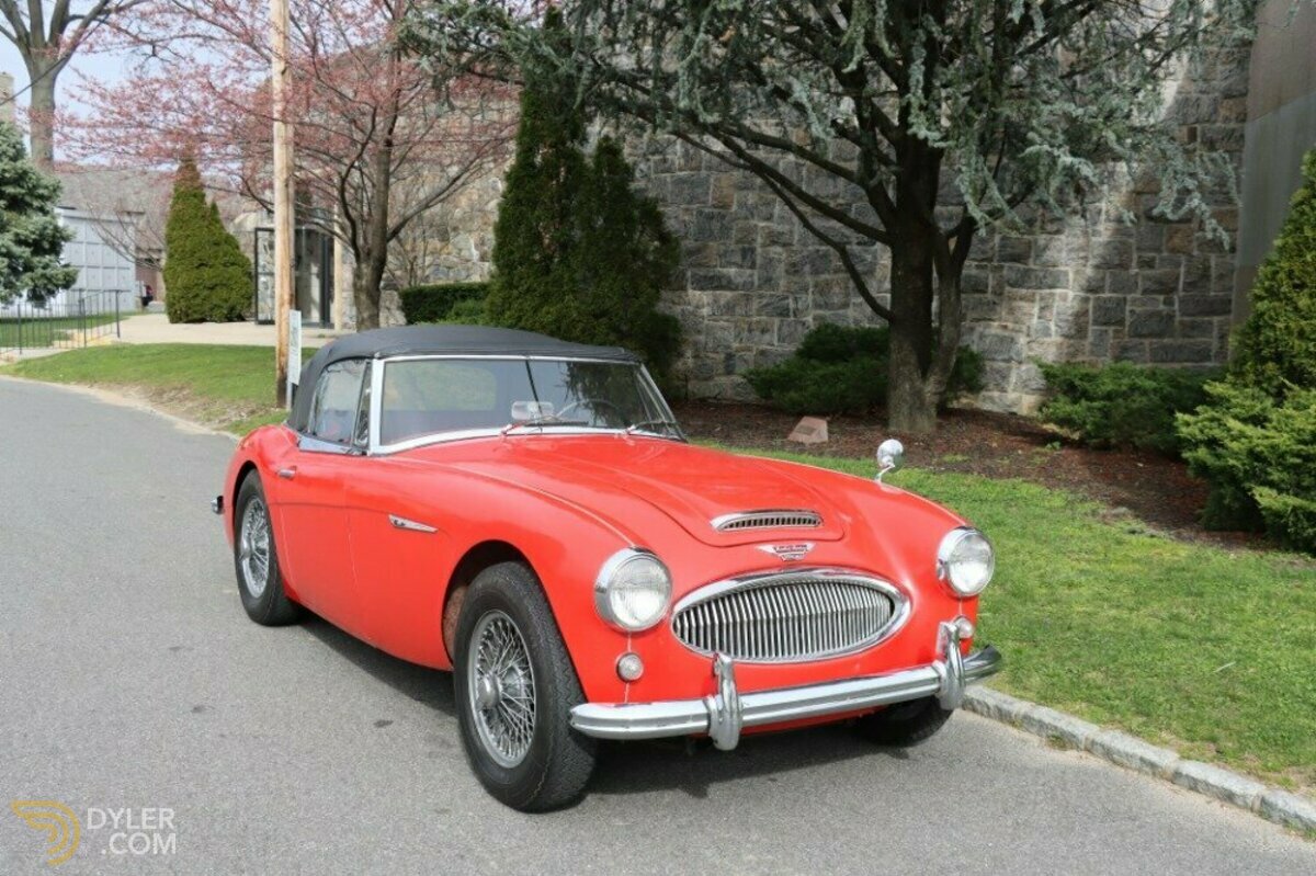 large_025702f4-c160-421b-9b2f-