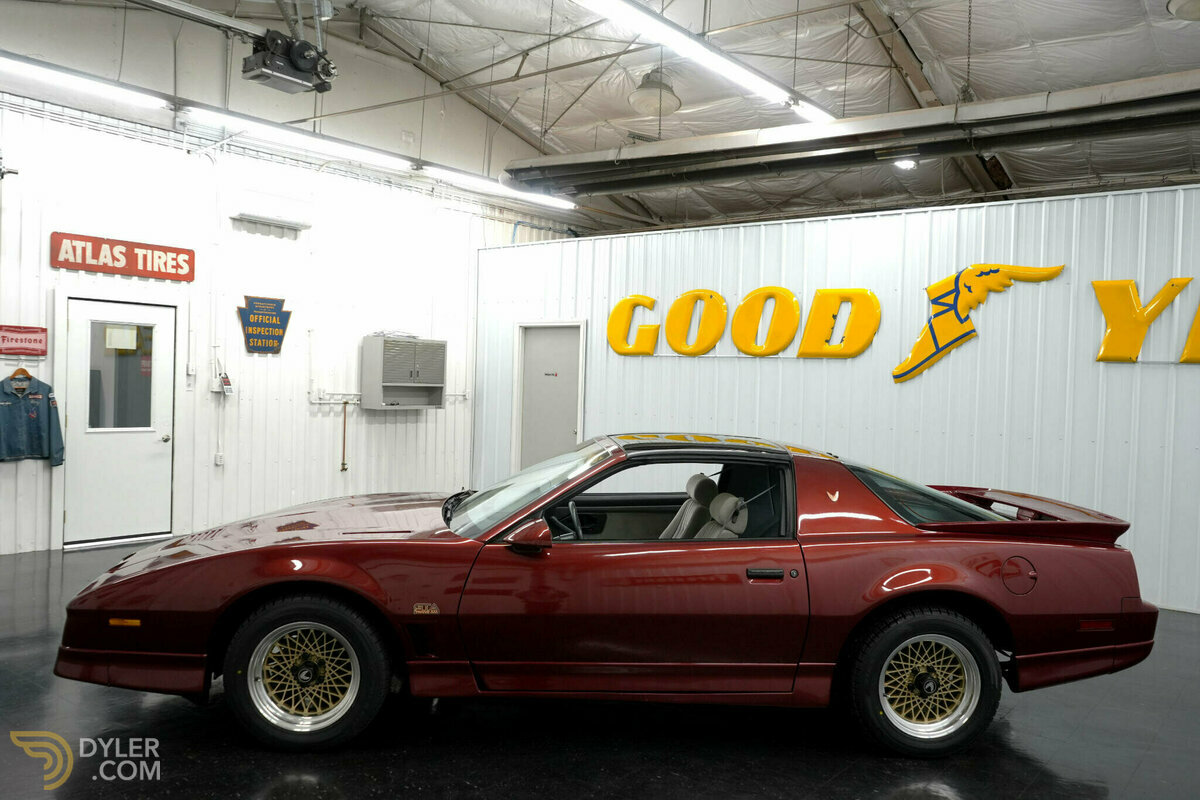 1987 Pontiac Firebird, foto 3
