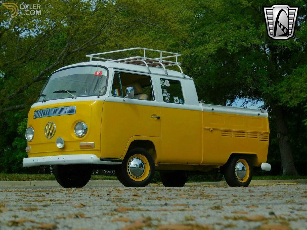 Classic 1968 Volkswagen T2 Type 2 pickup For Sale. Price 68 000