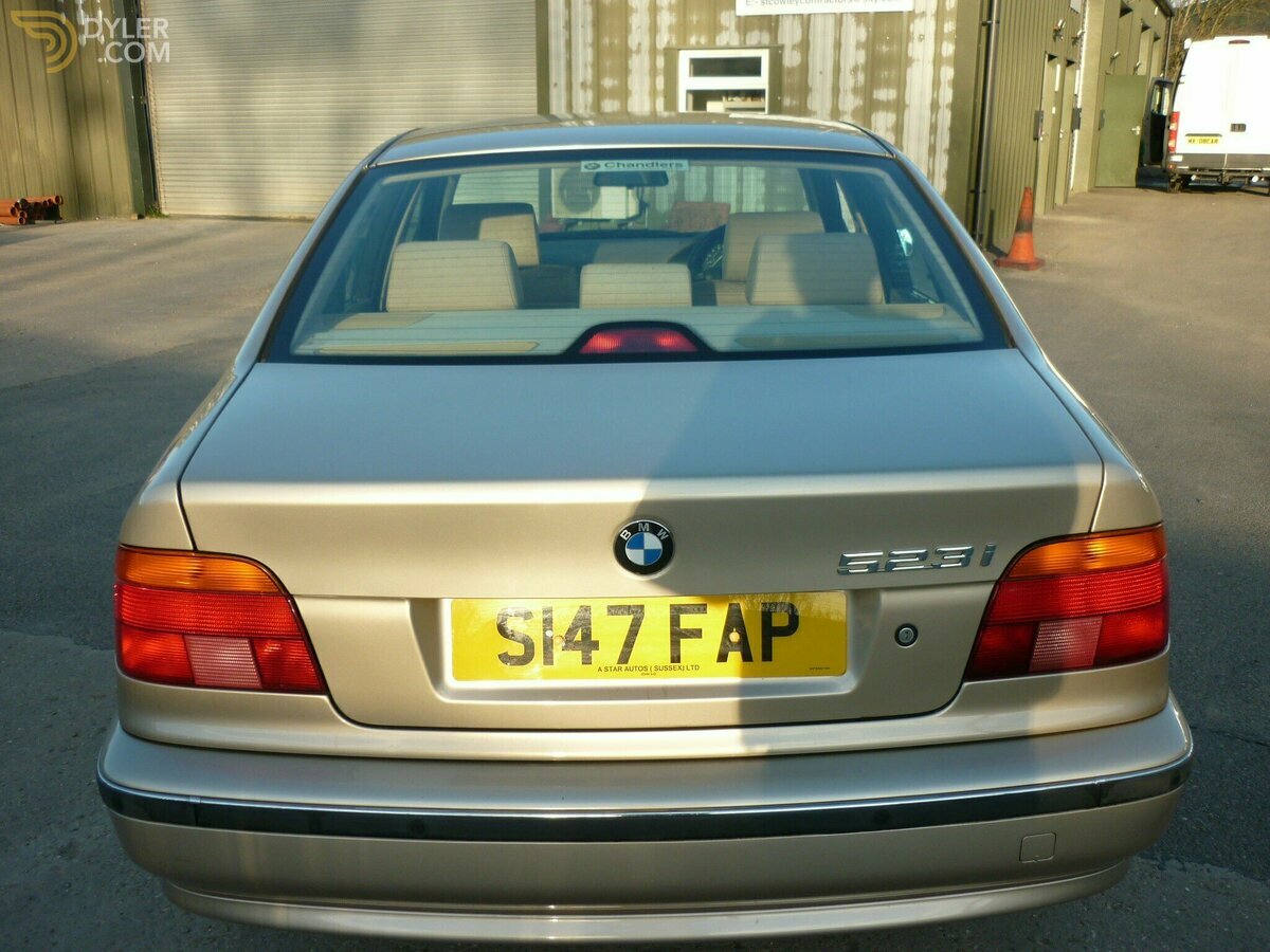 1998 BMW 523i SE 4-Door, foto 4