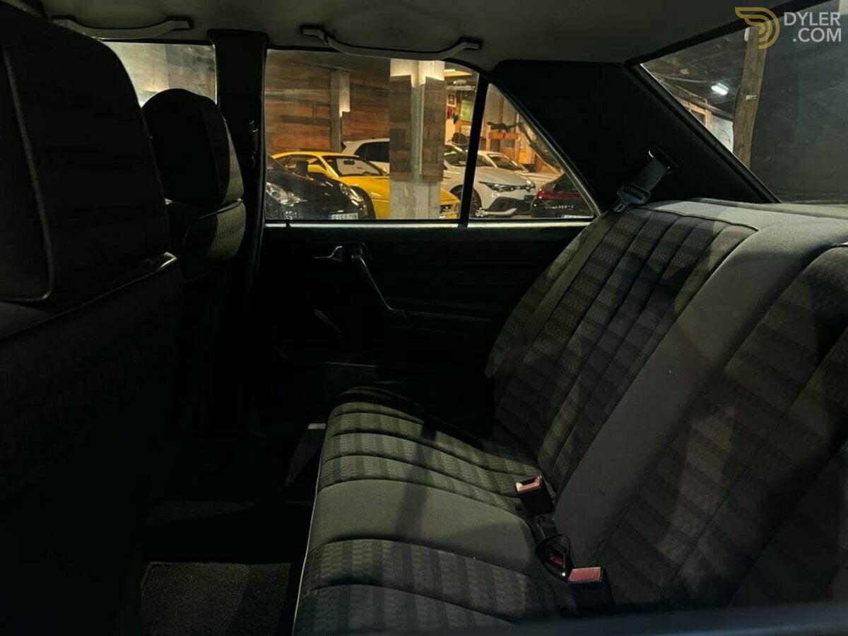 1989 Mercedes-Benz 190 E 2.0 90cv., foto 11