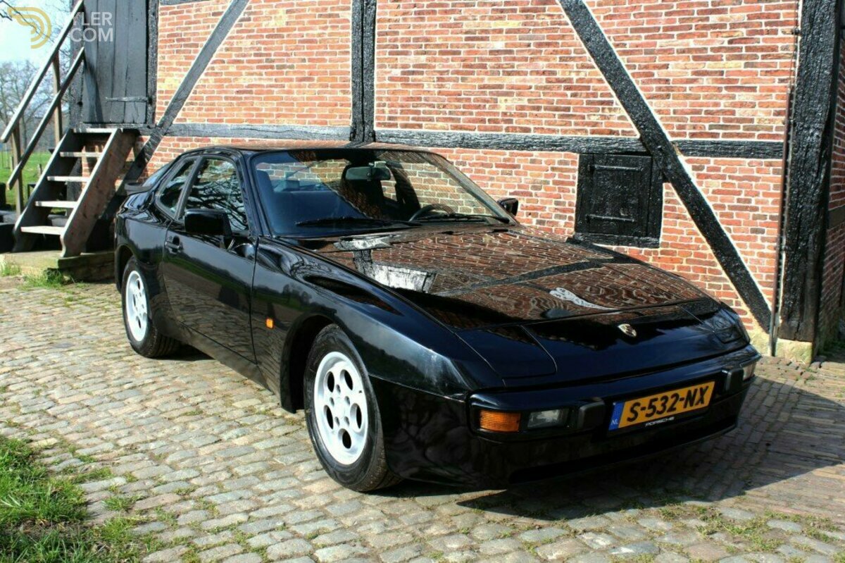 1986 Porsche 944 Type 2 8 x Porsche 944 op voorraad, foto 5