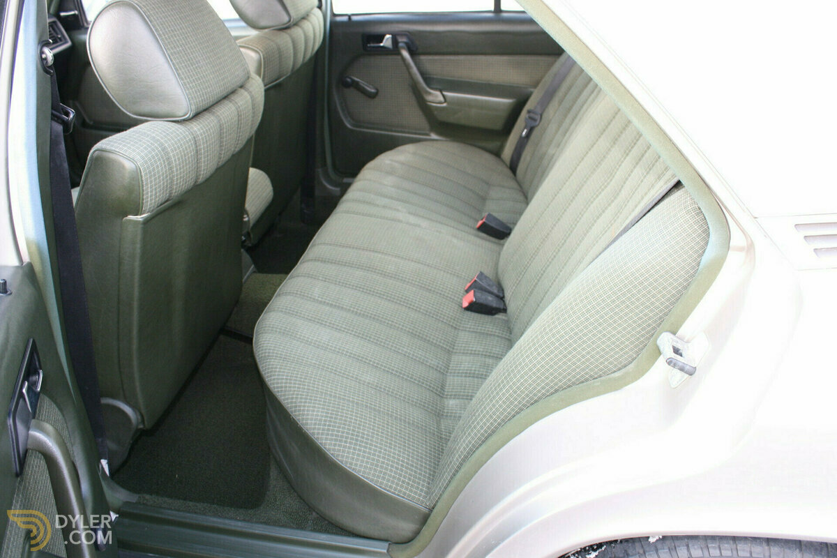 1986 Mercedes-Benz 190D, foto 5