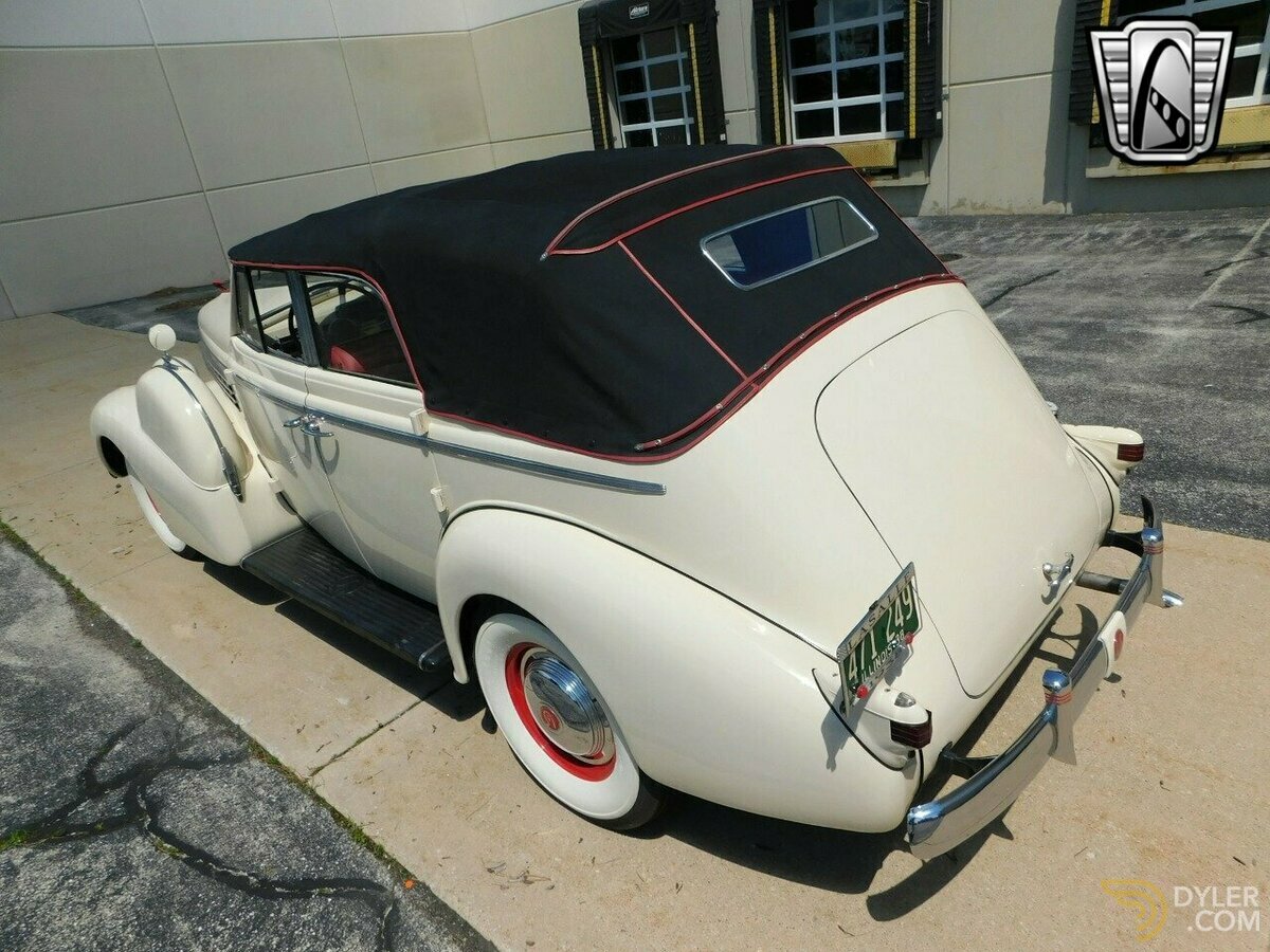 1937 La Salle Series 50 4 Door Convertible, foto 4