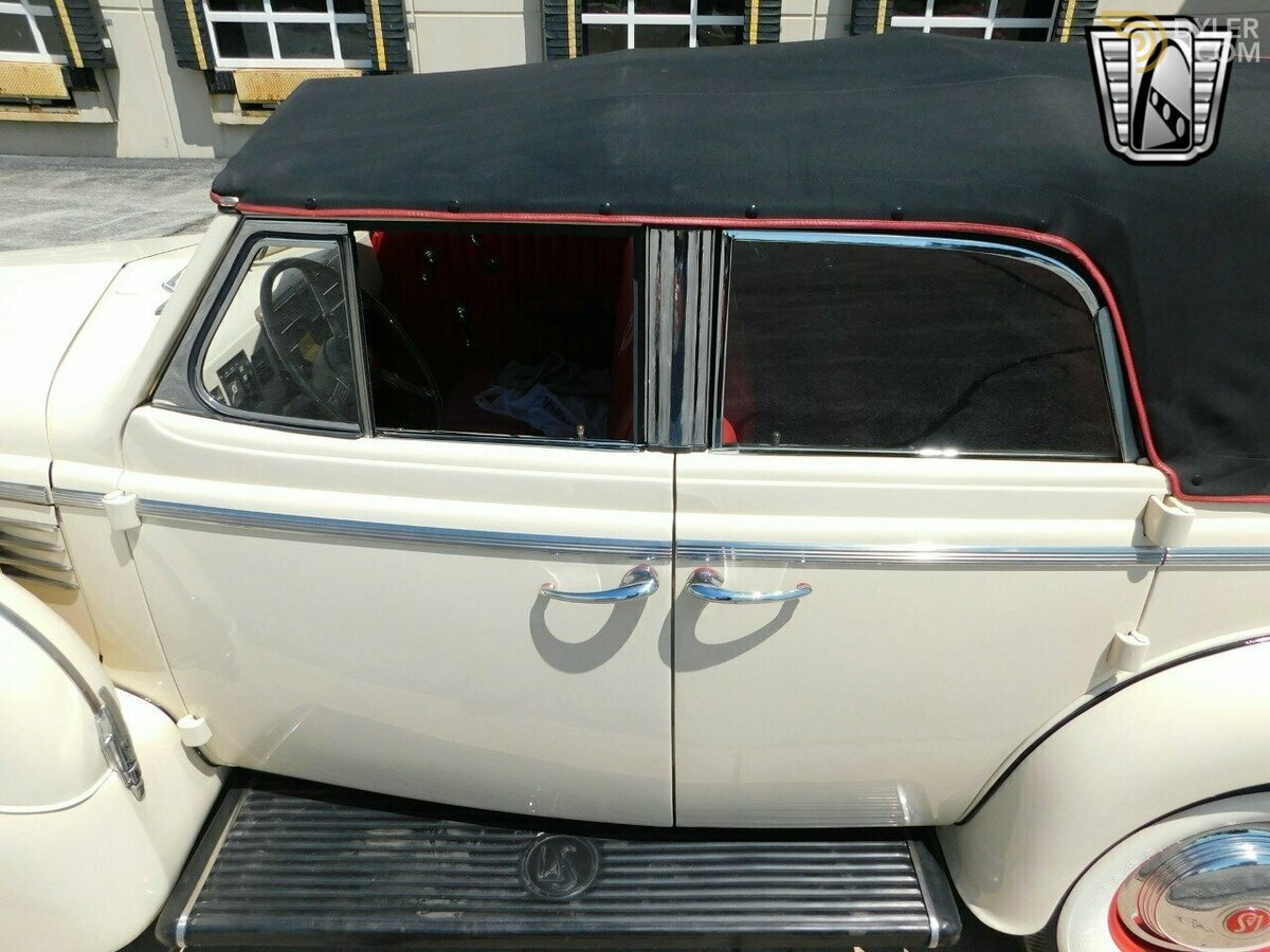 1937 La Salle Series 50 4 Door Convertible, foto 8