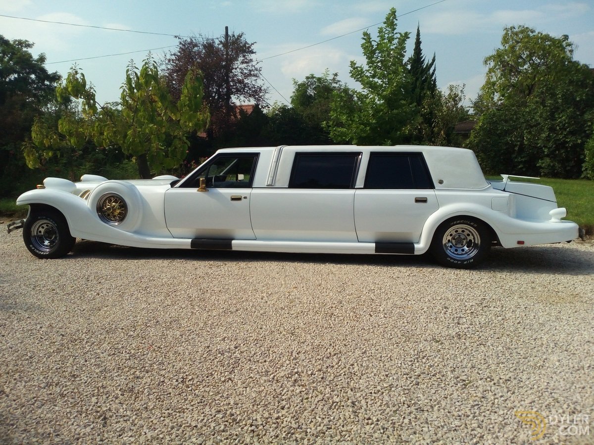 Classic 1986 Excalibur Limo Linconl Royal Towncar for Sale - Dyler