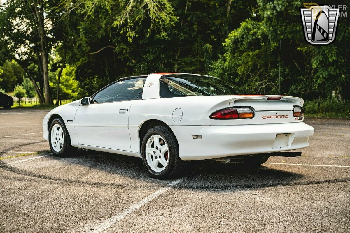 1997 Chevrolet Camaro 30th Anniversary Z28, foto 3