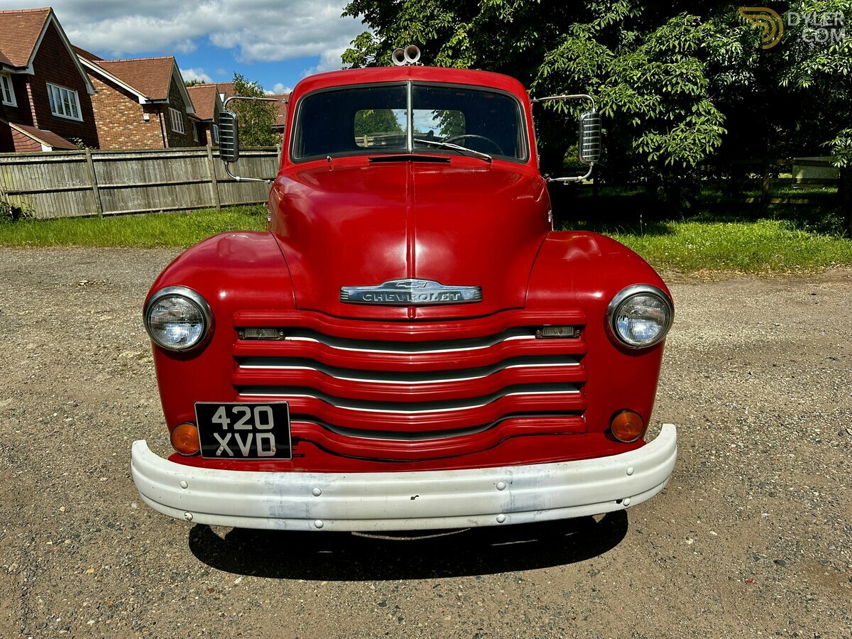 1953 Chevrolet Advance Design 6100 flat bed truck, foto 2