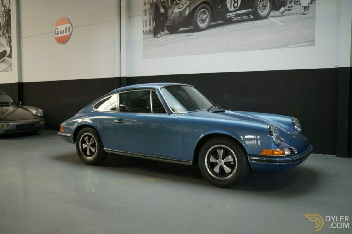 Classic 1970 Porsche 911 911T Gemini Blue fully restored (1970
