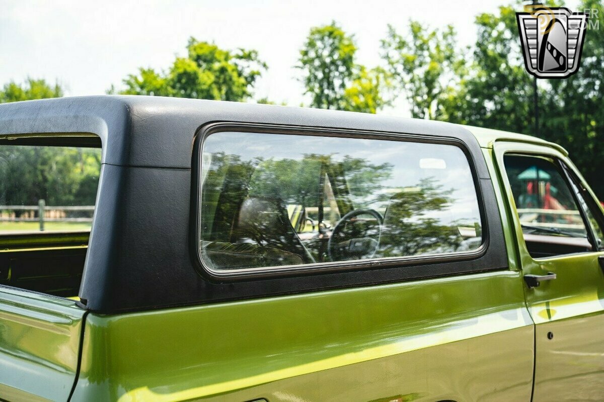 1984 Chevrolet Blazer K5 Military Edition, foto 12