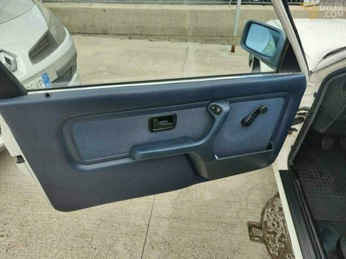 1983 BMW 320 i 2 porte, foto 9