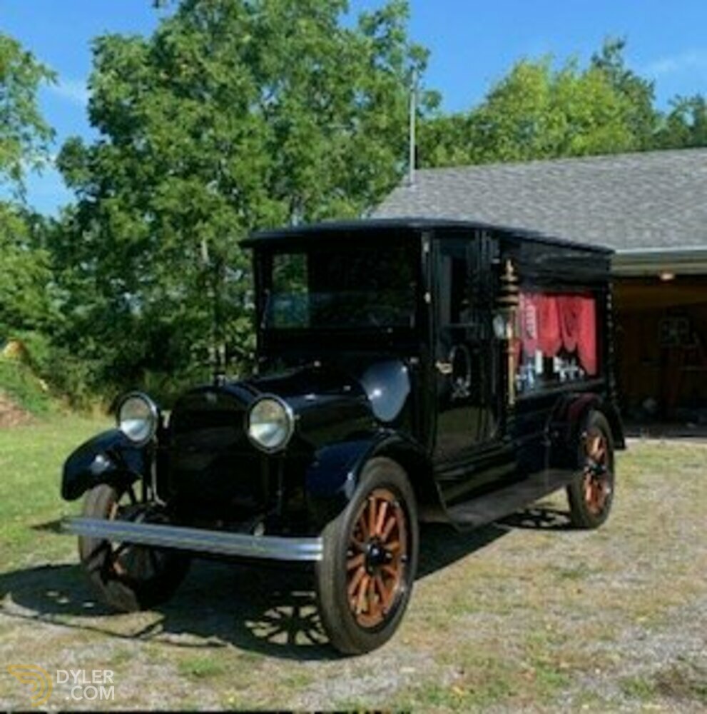 1919 REO Speed Wagon Truck Hearse, foto 1