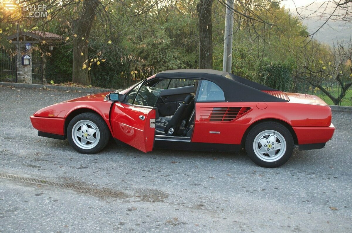 1987 Ferrari Mondial, foto 3