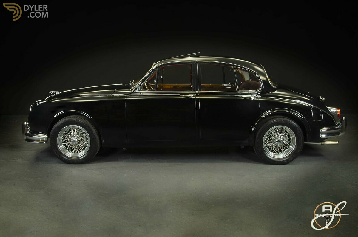 1967 Jaguar MK II 3.8, foto 2