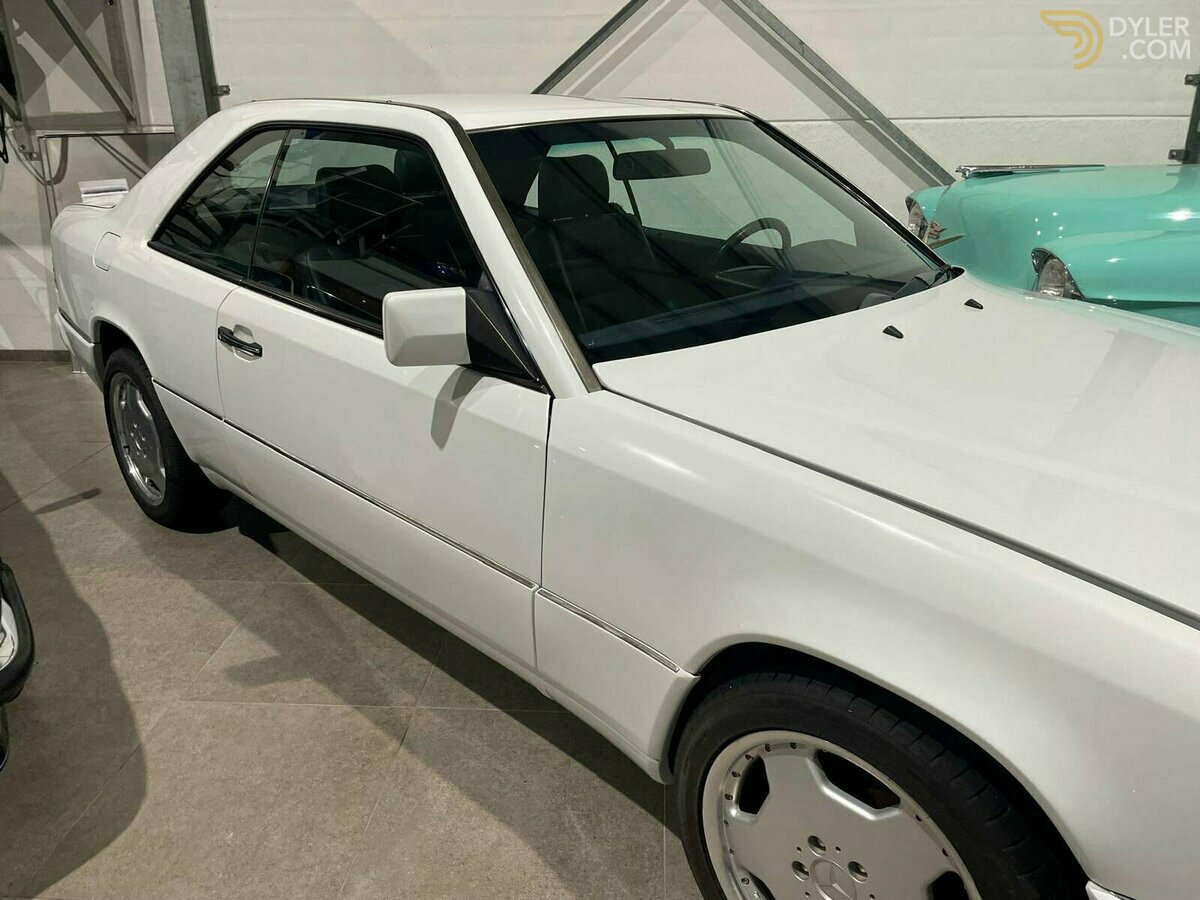 1991 Mercedes-Benz CE 300, foto 1