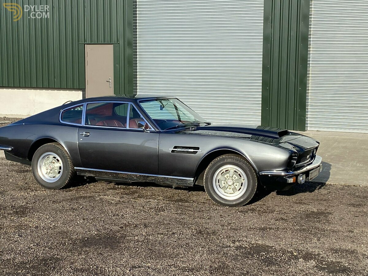 1976 Aston Martin V8 Saloon, foto 4