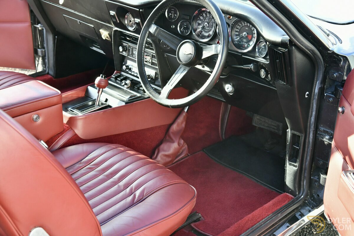 1976 Aston Martin V8 Saloon, foto 12