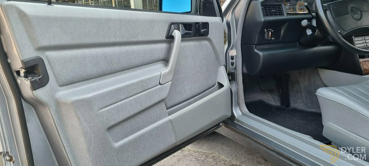 1989 Mercedes-Benz 190 2.6L R6, foto 9
