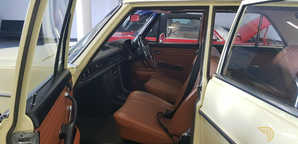 1971 Mercedes-Benz 230.6 RHD (W114) (6 Cylinder Petrol) 66620 Kms, foto 10