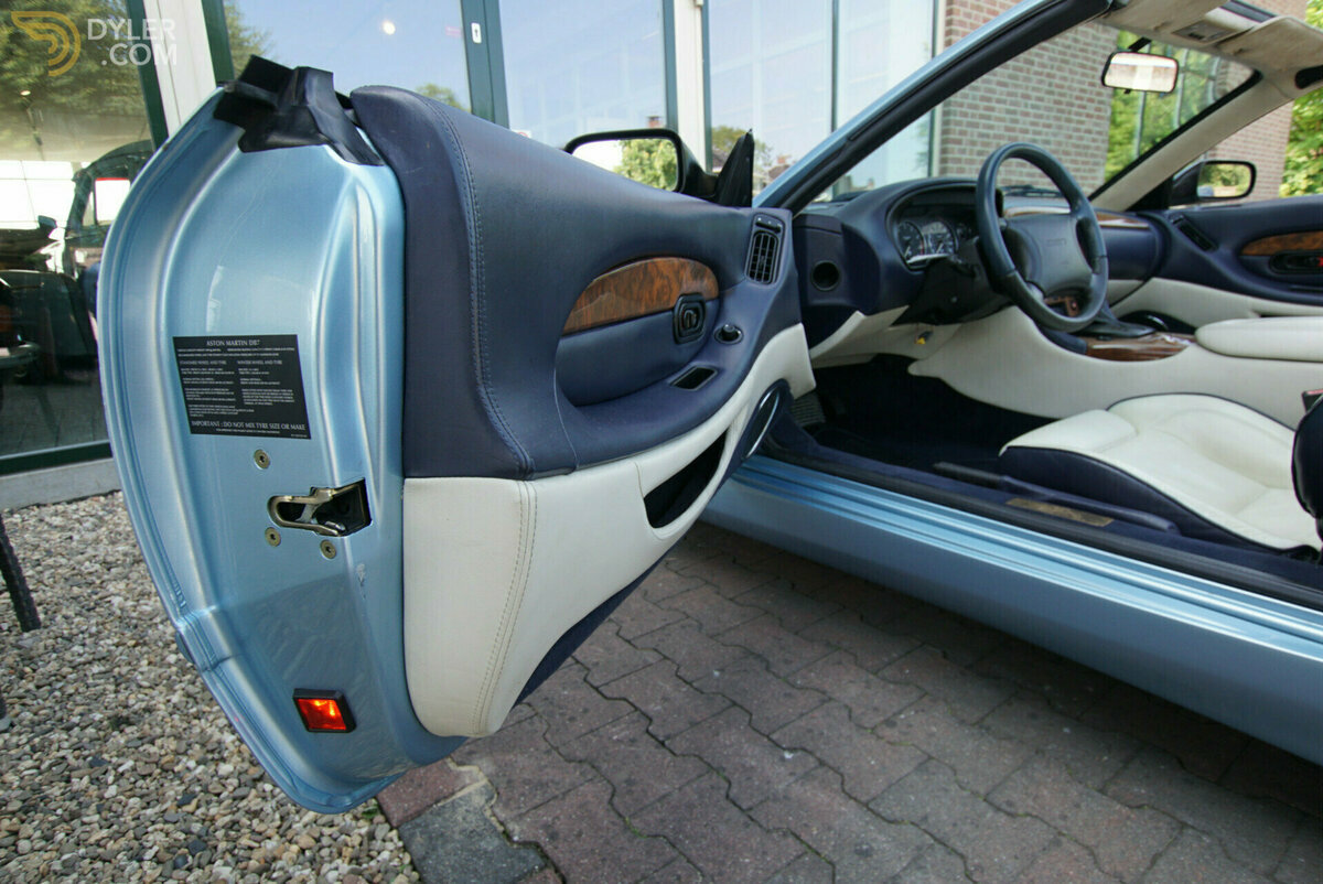 2000 Aston Martin DB7 Vantage Volante, foto 9