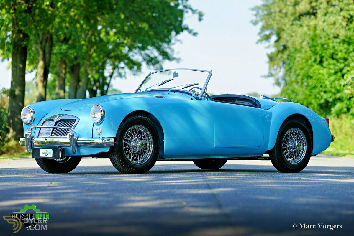 ジョイクラマーMG ① 1962 MG MGA MKII ROADSTER | Frazier Motorcar Company, LLC ルアー・フライ