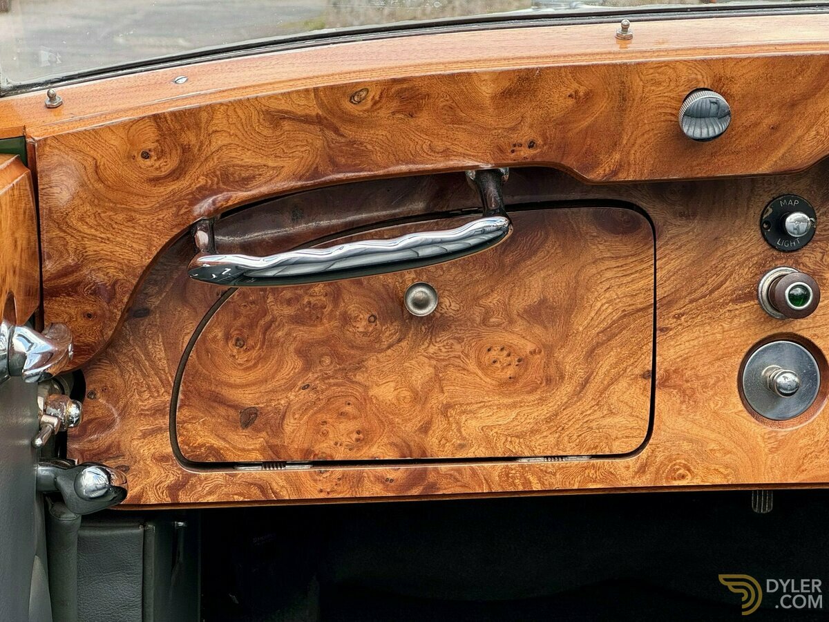 1937 Bentley 4¼ Vanden Plas 'Allweather' Tourer B179JY, foto 6