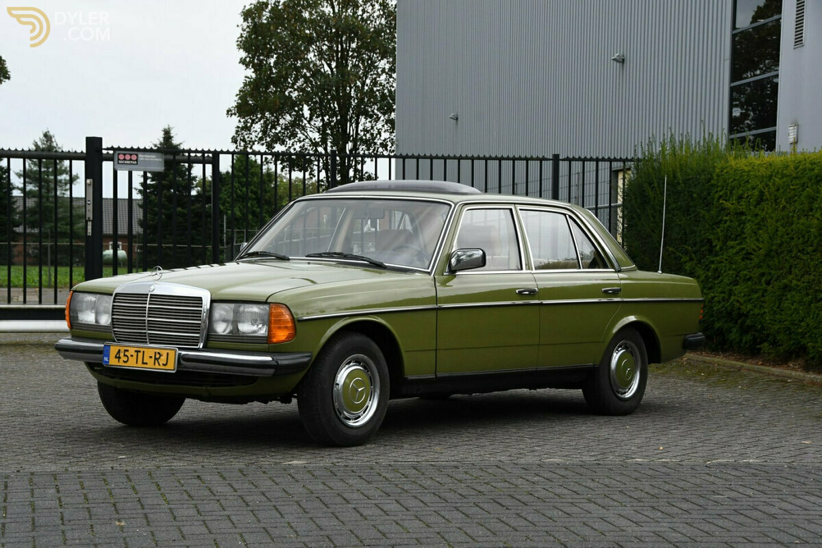 1981 Mercedes-Benz 200 Sedan (W123), foto 4
