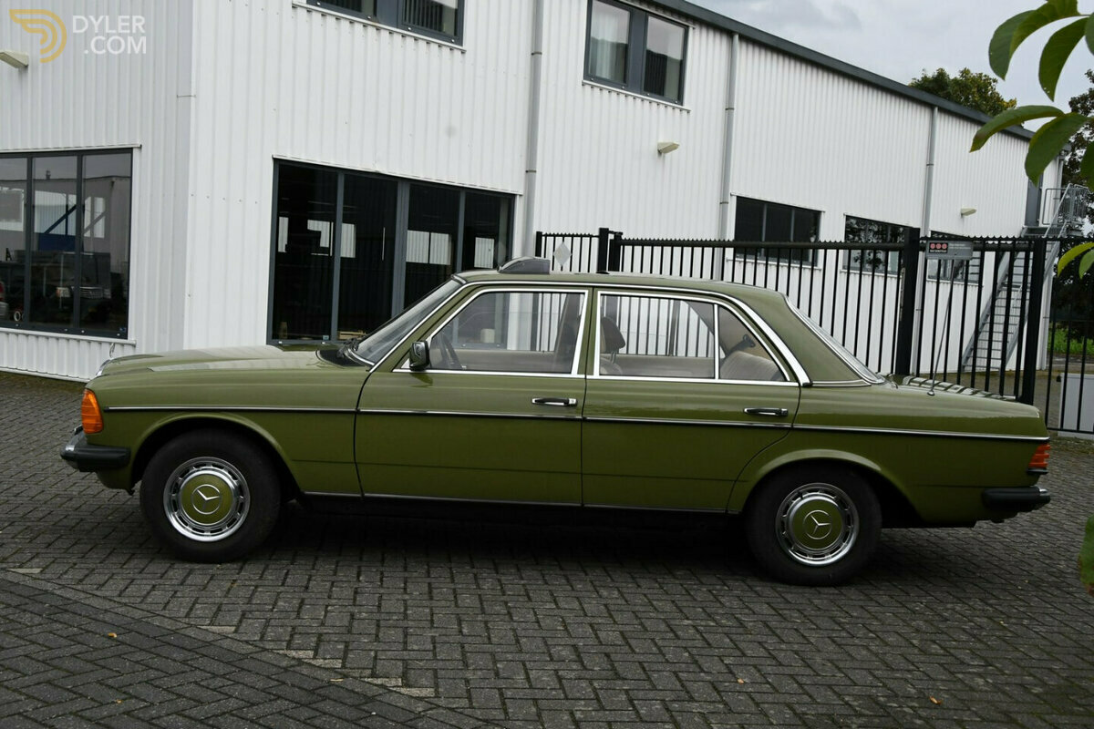 1981 Mercedes-Benz 200 Sedan (W123), foto 12