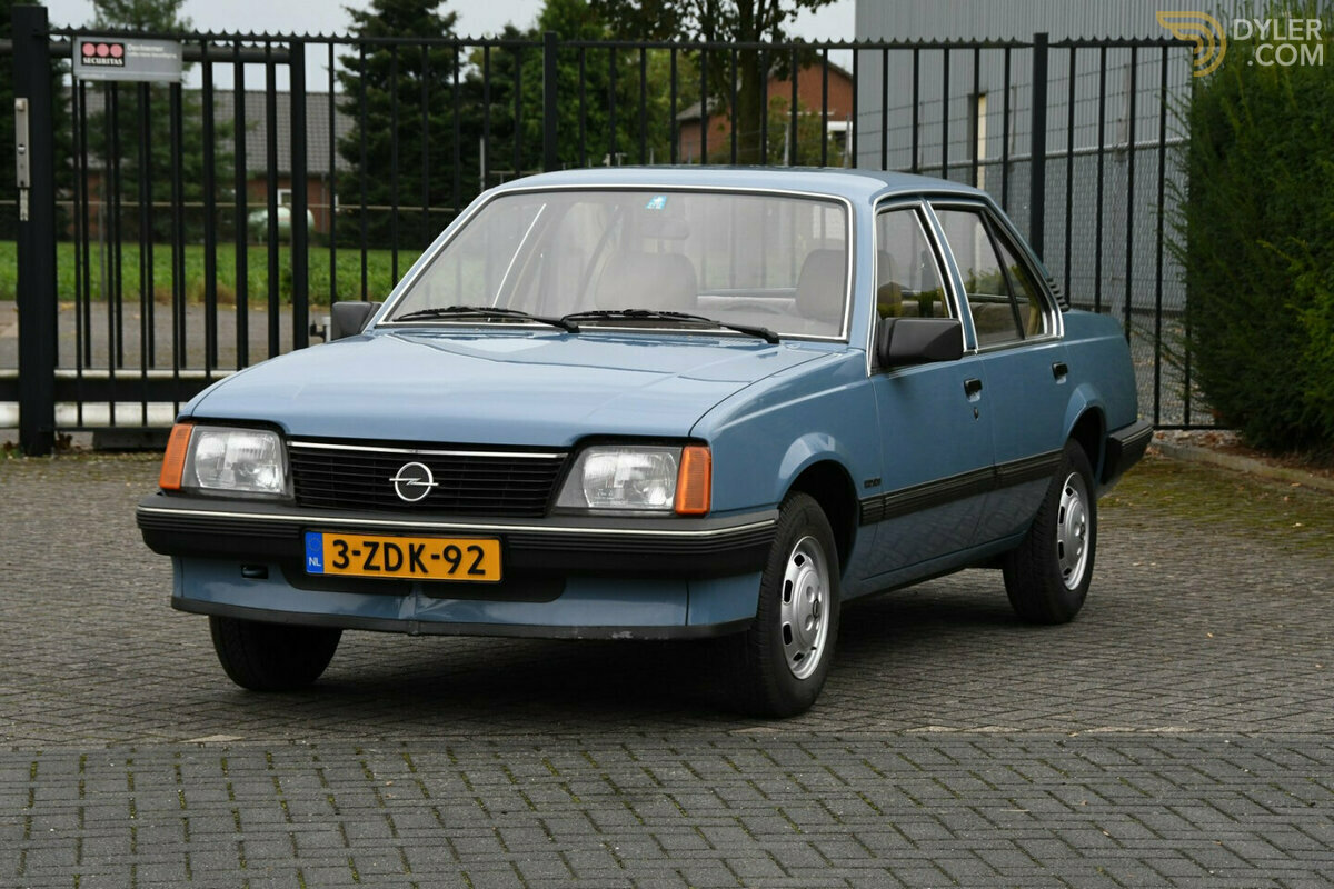 1983 Opel Ascona C 1.3 S Sedan, foto 9