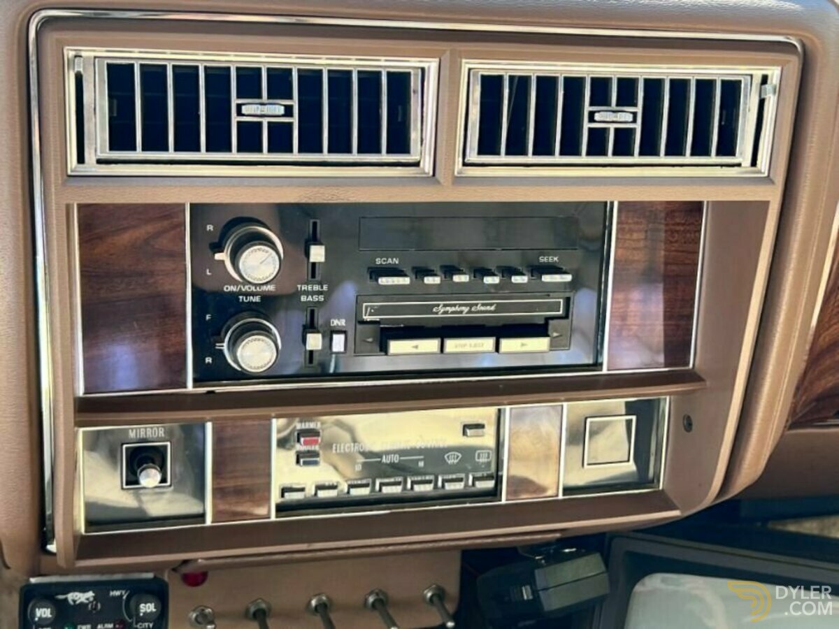 1987 Cadillac Fleetwood, foto 11