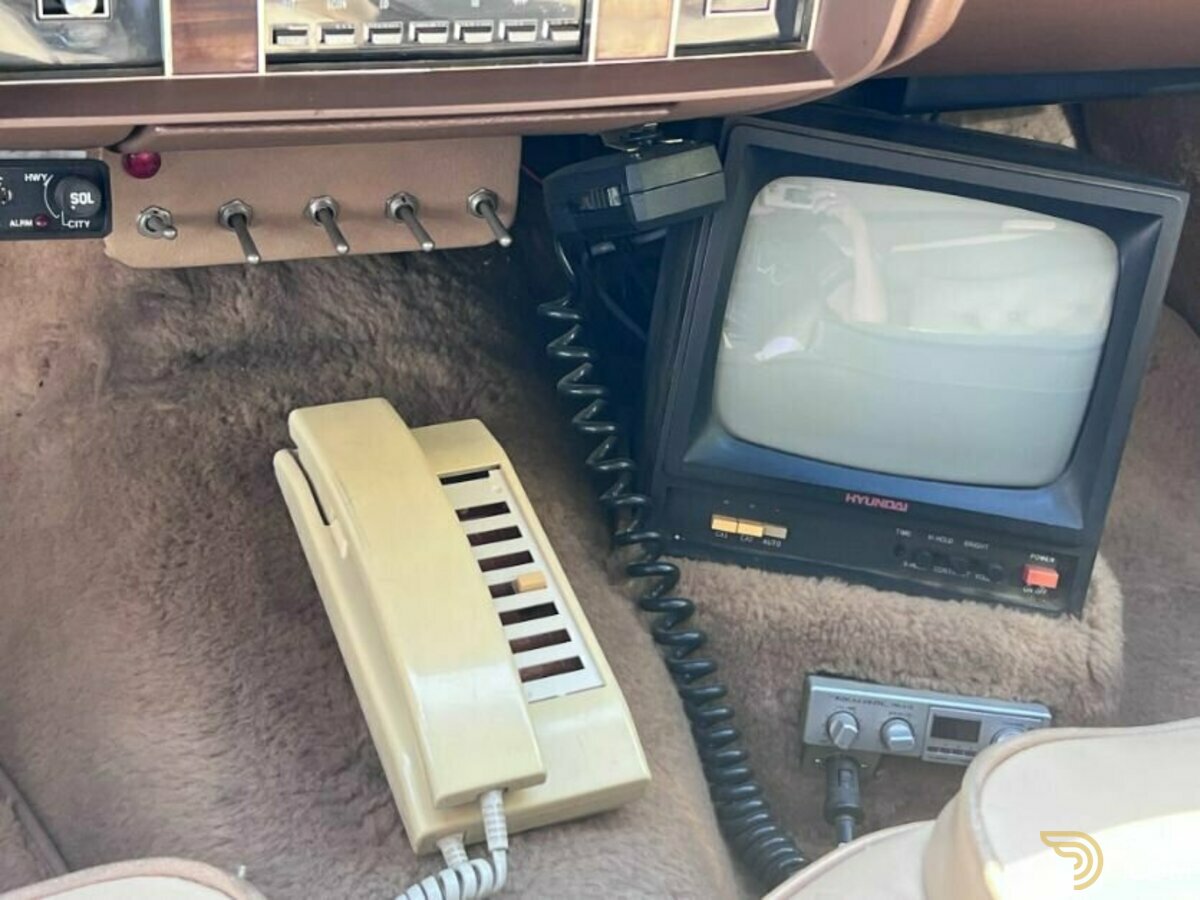 1987 Cadillac Fleetwood, foto 12