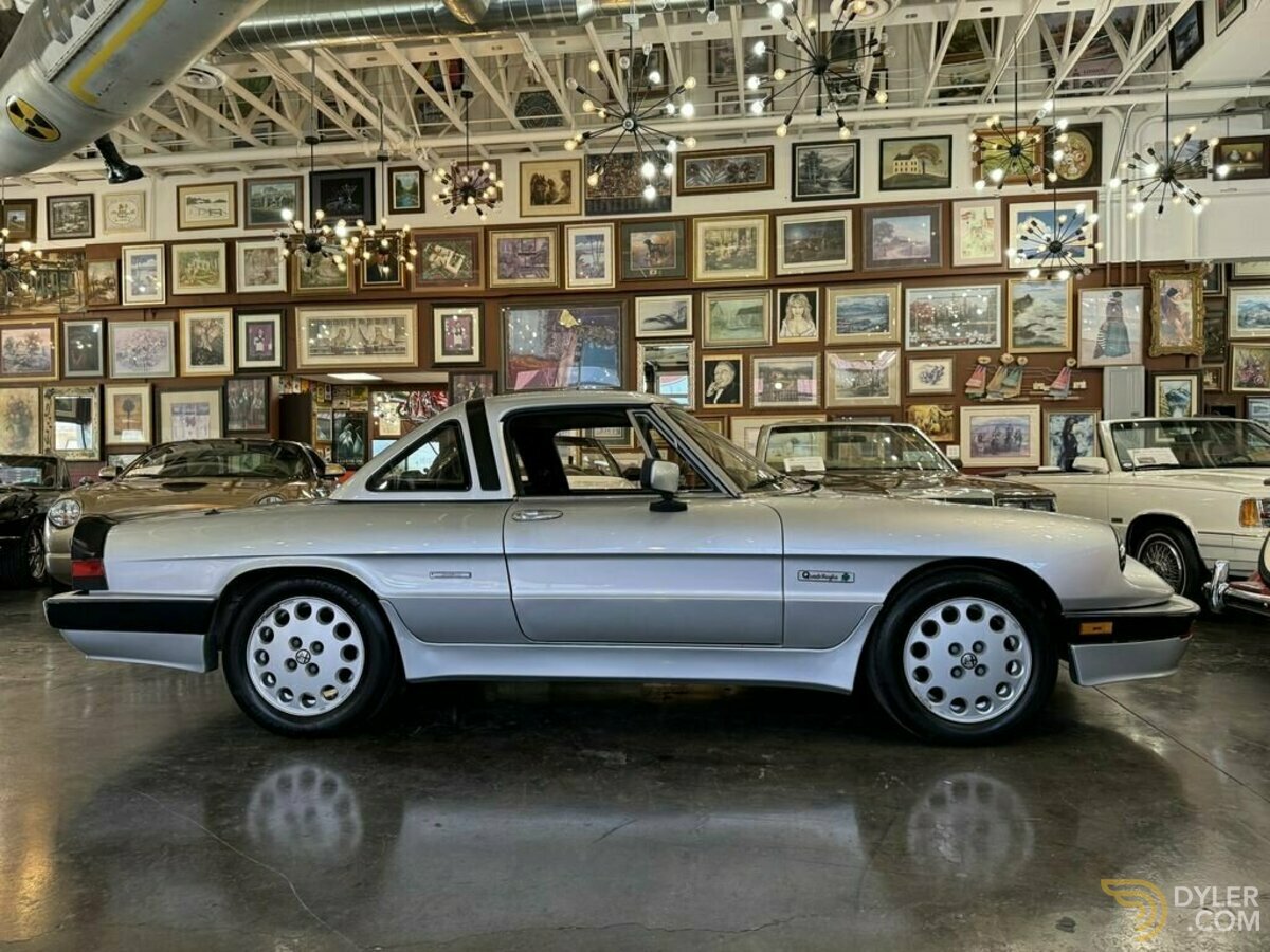 1987 Alfa Romeo Spider, foto 2