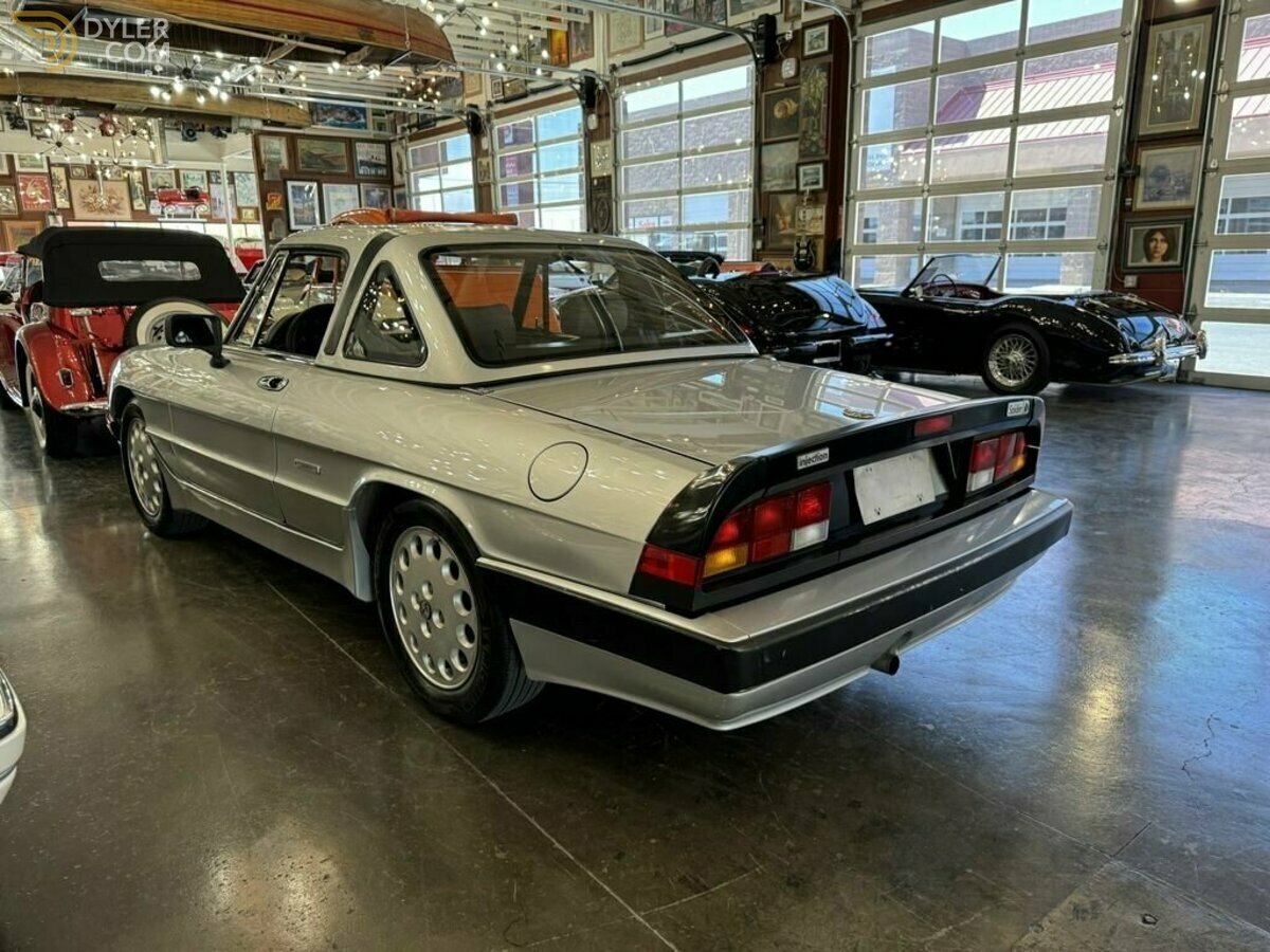 1987 Alfa Romeo Spider, foto 5