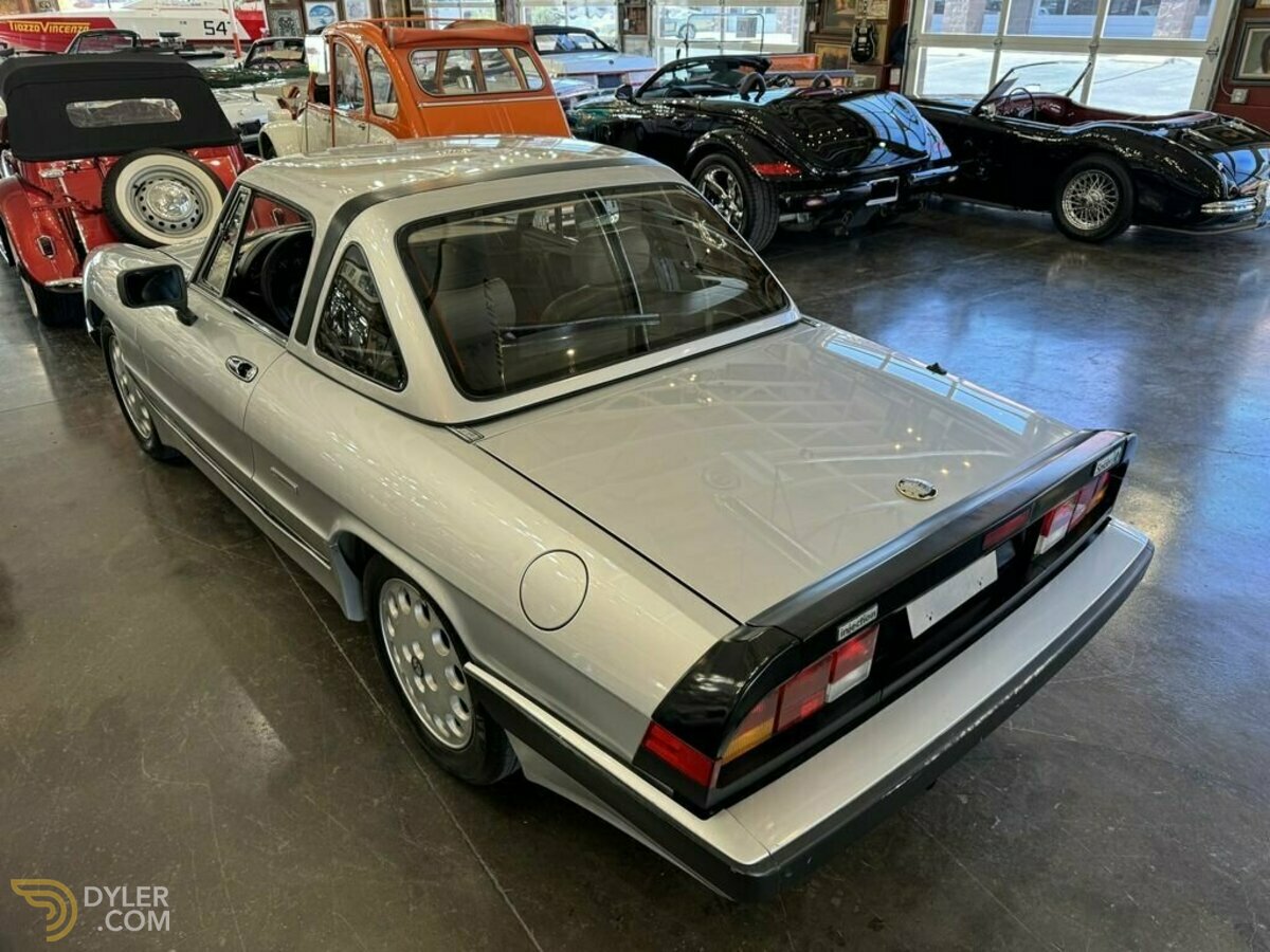 1987 Alfa Romeo Spider, foto 6