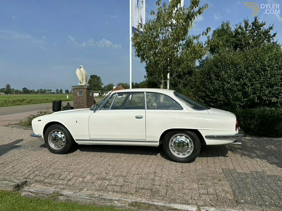 1964 Alfa Romeo 2600 Sprint Bertone, foto 11