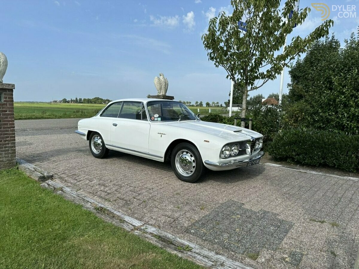 1964 Alfa Romeo 2600 Sprint Bertone, foto 9