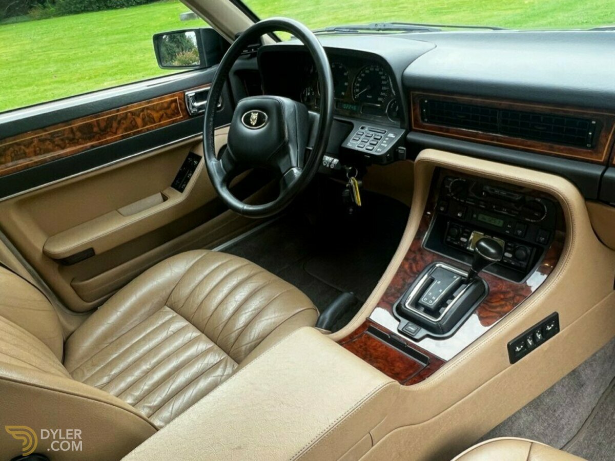 1990 Jaguar Sovereign 4.0 SOVEREIGN Limousine NL-auto 102.000km #UNIEK, foto 4