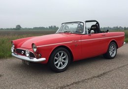 Sunbeam Tiger Rallye Prepared Cabriolet / Roadster 1966 Red Sunbeam Tiger Rallye Prepared Cabriolet / Roadster 1966 Red Car for Sale. 264725