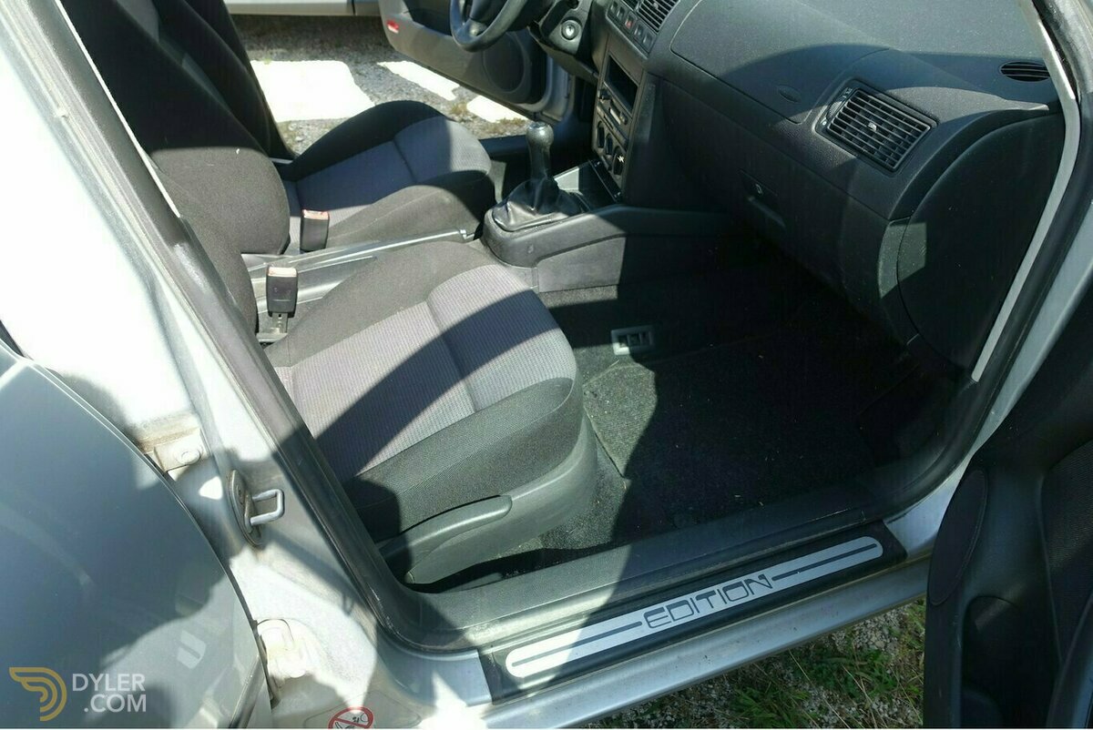 2001 Volkswagen Golf IV Edition Klima 2x Airbag bedingt fahrbereit, foto 8