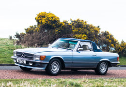 Mercedes-Benz 500 SL Cabriolet / Roadster 1985 Blue Mercedes-Benz 500 SL Cabriolet / Roadster 1985 Blue Car for Sale. 392209