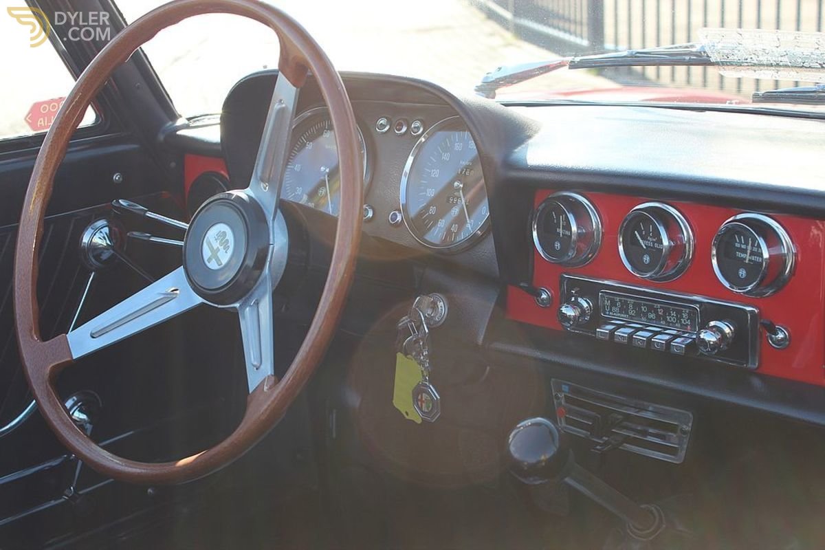 1968 Alfa Romeo Spider Duetto Spider 1750, foto 12