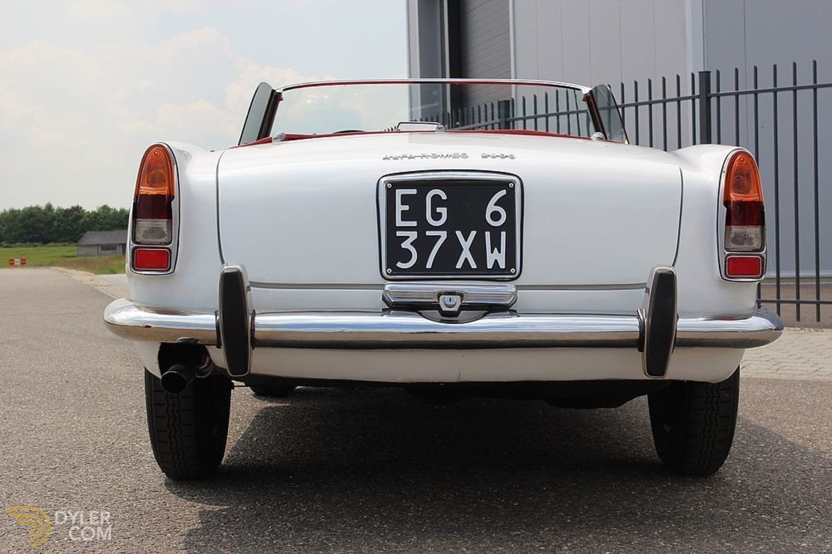 1963 Alfa Romeo 2600 Touring Spider, foto 9