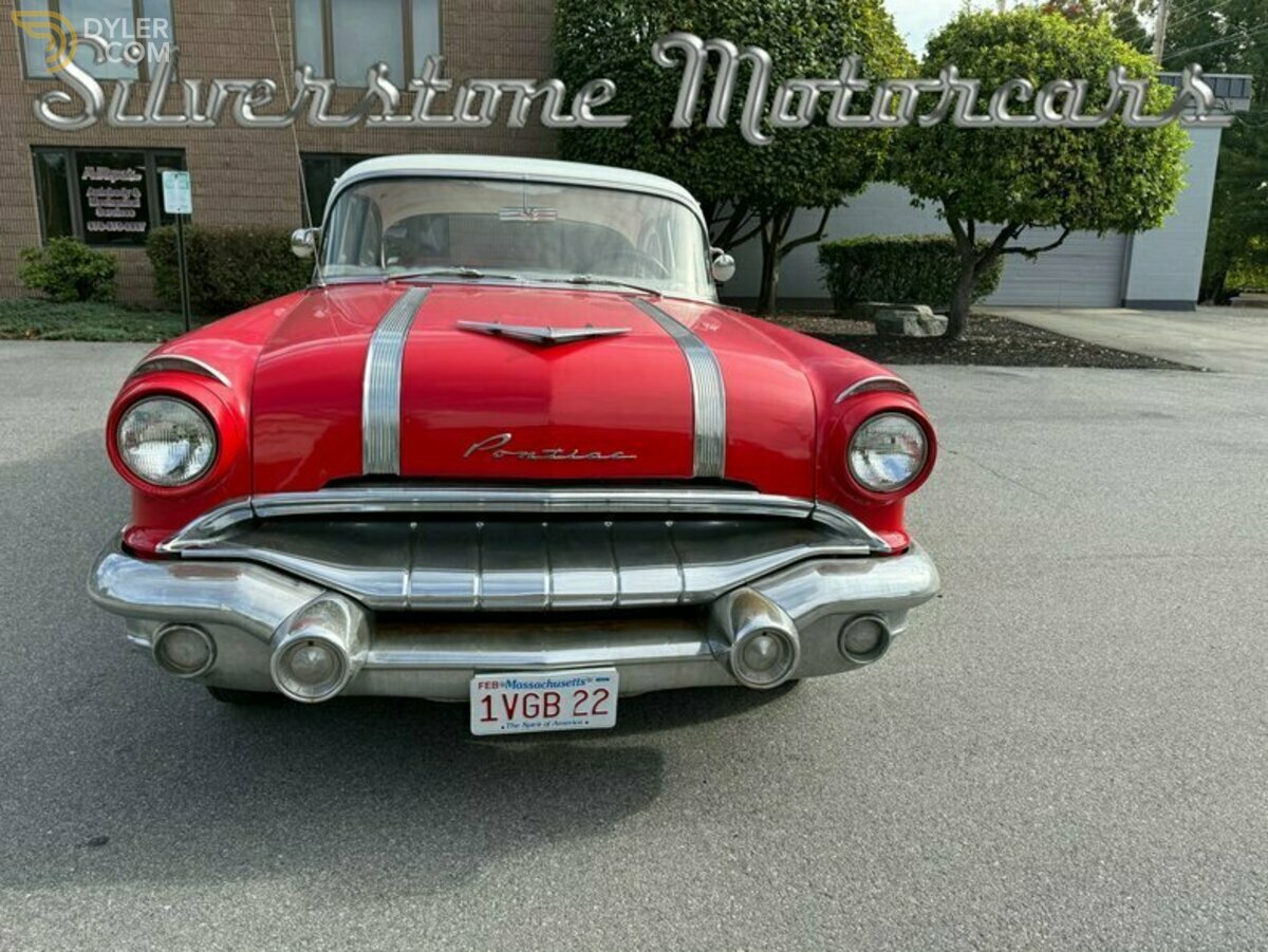 1956 Pontiac Chieftain, foto 2