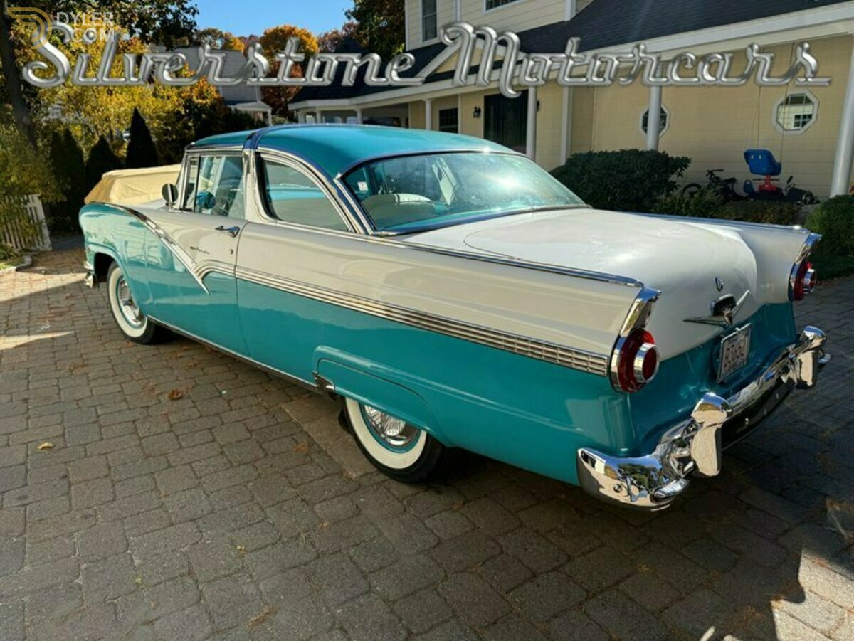 1956 Ford Fairlane Victoria Tudor Sedan, foto 7